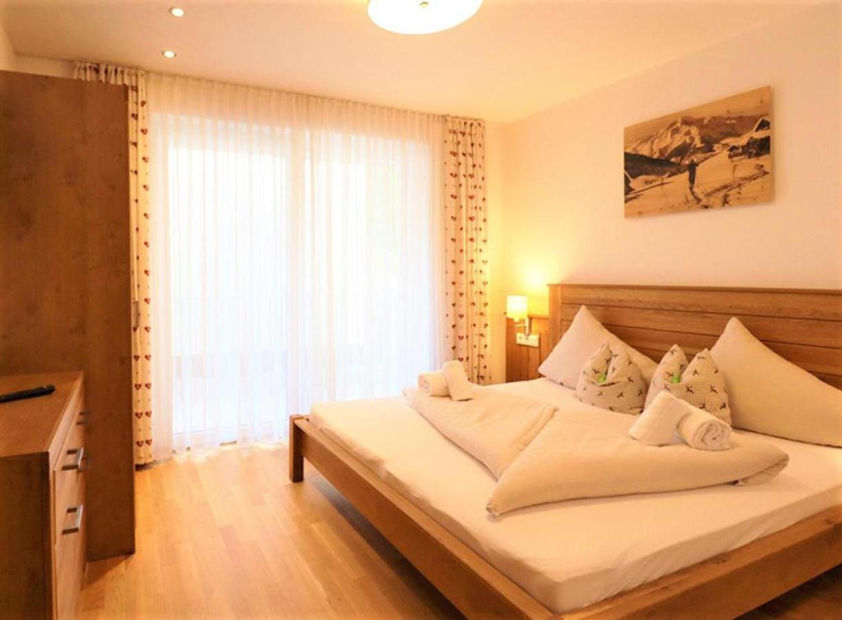 Alpin & See Resort - Pinzgau Holidays Zell am See Bagian luar foto