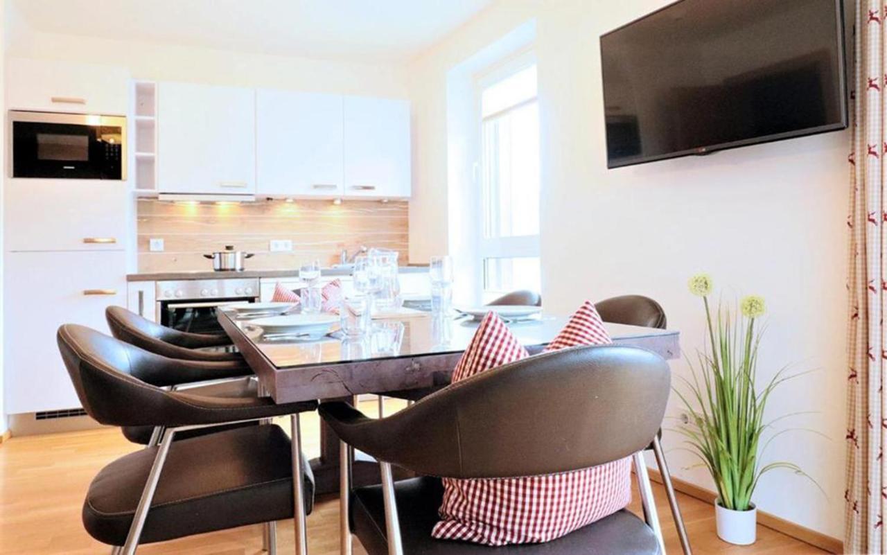 Alpin & See Resort - Pinzgau Holidays Zell am See Bagian luar foto